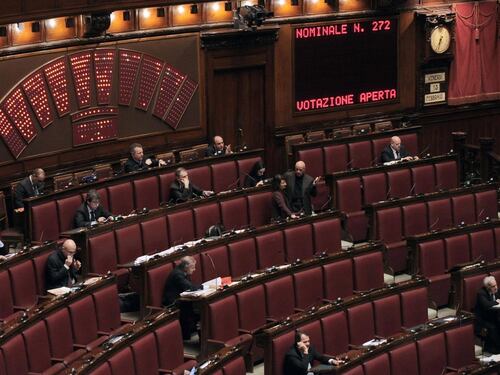 Ma quali stipendi, ai deputati tagliate i rimborsi d'oro