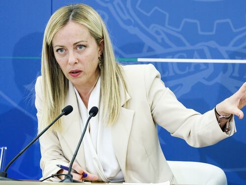 Dl Caivano, Meloni: il governo ci mette la faccia. Stop alla delinquenza