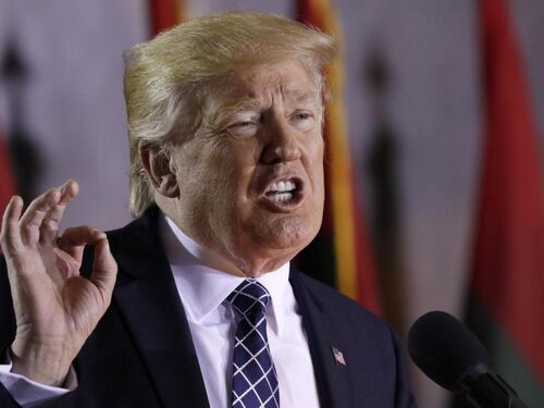 Corea del Nord, Trump minaccia Pyongyang: "C'è il rischio di una guerra"