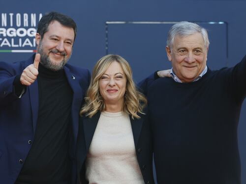 Meloni, il centrodestra è unito: “Piena sintonia nonostante gli attacchi”