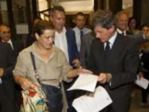 Alemanno "chiude" l'anagrafe contro la manovra