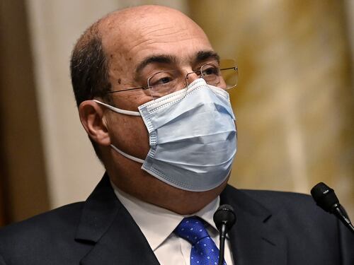 Salvini nel governo Draghi? Zingaretti: "Vedremo". La svolta della Lega fa tremare il Pd