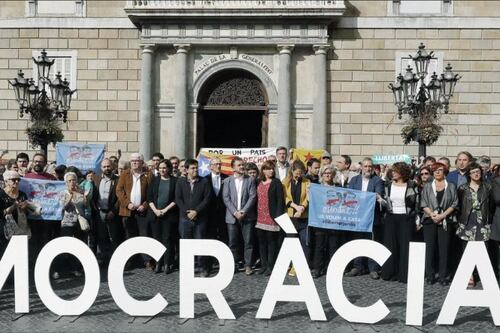 Catalogna, arrestati il vicepresidente e altri 8 membri del governo