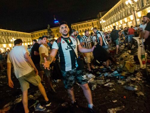 Panico in piazza San Carlo durante la finale di Champions