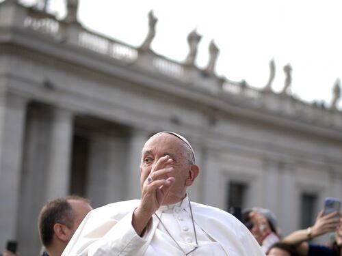 Vaticano, vescovo indonesiano rifiuta la porpora: ecco il perché