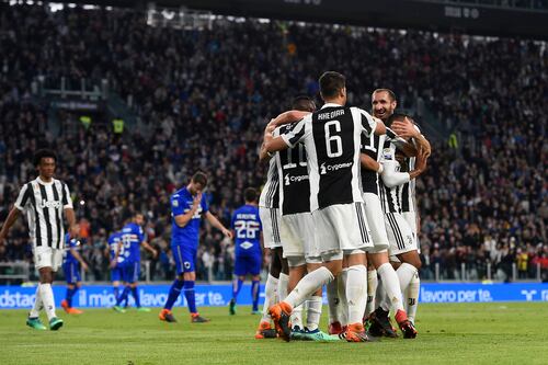 Tris alla Samp, la Juve vola a +6 sul Napoli