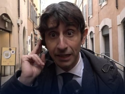 L'Aria Che Tira, Donzelli fa impazzire Buccini: come lo demolisce sul caso migranti