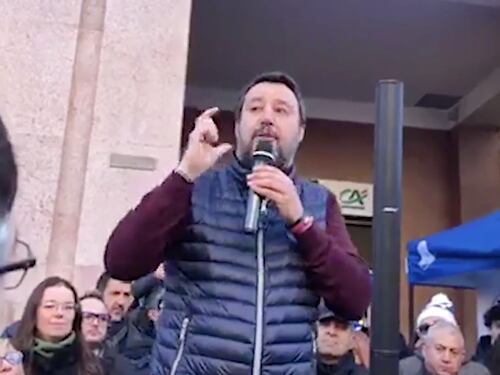 Salvini a Di Maio: indegno, parla di legge elettorale col Pd e in Libia è il caos