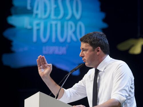 Renzi chiude la Leopolda 7 e dichiara guerra alla minoranza Pd