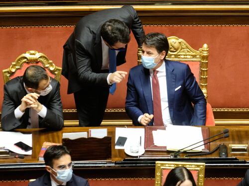 Conte scappa dal processo a Salvini
