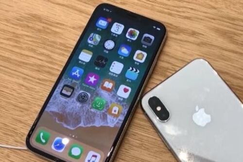 Rallentamento dei vecchi iPhone, anche gli Usa indagano su Apple
