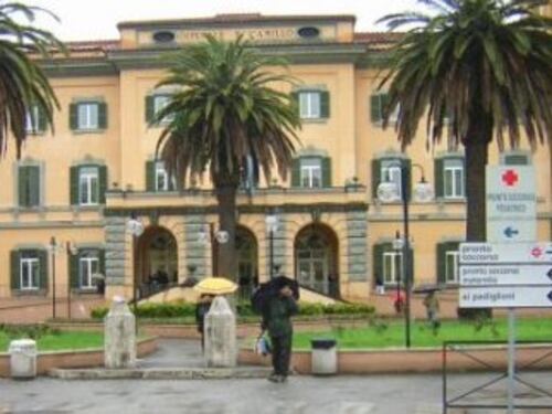Morto sotto ai ferri, inizia il processo