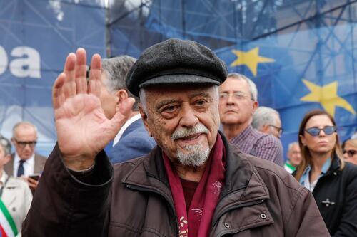 Pd, rispunta Occhetto: "Diventate maggiorenni". Mazzata a Schlein e Conte