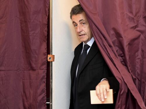 Primarie in Francia, Sarkozy ko. Al ballottaggio Fillon-Juppé