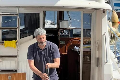 Fico ammette l'ormeggio agevolato: "La barca a Nisida? Ma era tutto legale"