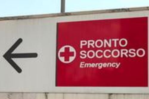 Chieti, difende il figlio in una discussione e finisce all'ospedale. Arrestato 19enne violento
