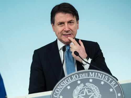 Scuole chiuse e genitori al lavoro, i bambini li lasciamo a Conte