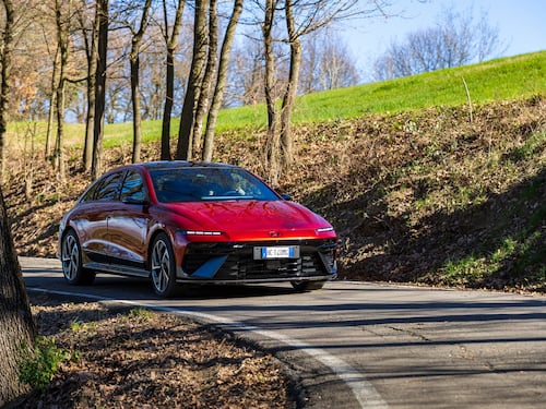 La Hyundai Ioniq 6 si rifà il look