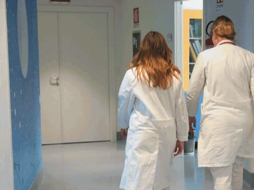 Sul sistema di "camici rossi" che protegge i clandestini aveva ragione Il Tempo