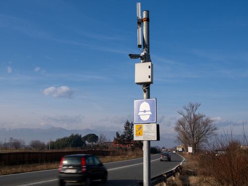 Autovelox, sequestri di rilevatori illegali in tutta Italia. Multe a rischio: ecco i comuni