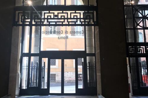 Riapre l'antico ingresso della Camera di Commercio
