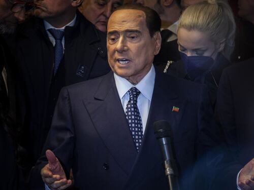 Partito unico nel centrodestra, gelo di Fratelli d'Italia sul progetto di Berlusconi