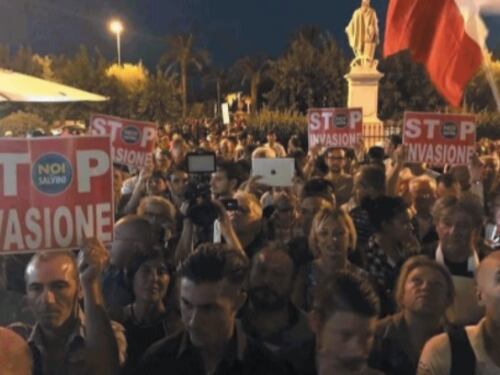 Civitavecchia in festa: "Niente profughi, abbiamo vinto noi"