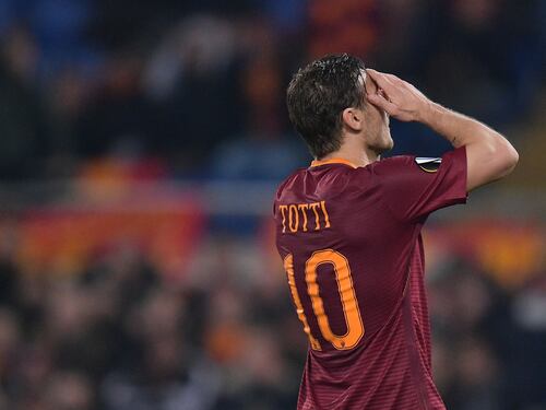 Roma agli ottavi: ko che non fa male con il Villarreal