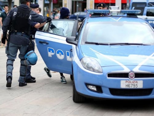 Operazione anti-terrorismo in Italia: controllati 27mila furgoniA Roma su un camion foto inneggianti alla jihad