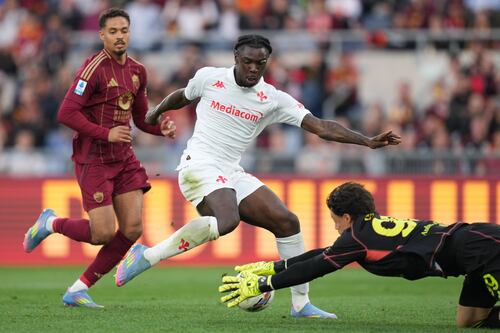 La Roma stende la Fiorentina e resta in corsa Champions