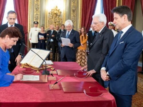 E la Bellanova sfotte il suo premier sui decreti Salvini: "Erano del governo Conte 1"