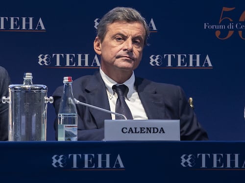 Calenda ha perso Azione così. L’ultima chance rimasta: tornare nel Pd