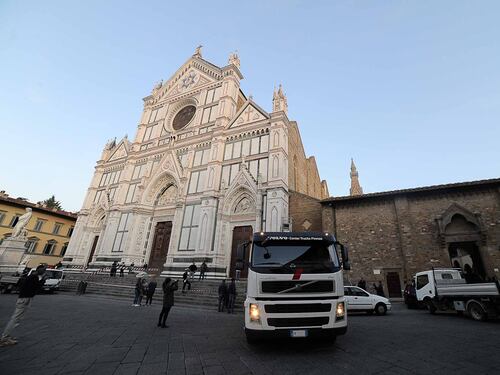 Firenze, tragedia in basilica. I rilievi delle forze dell'ordine