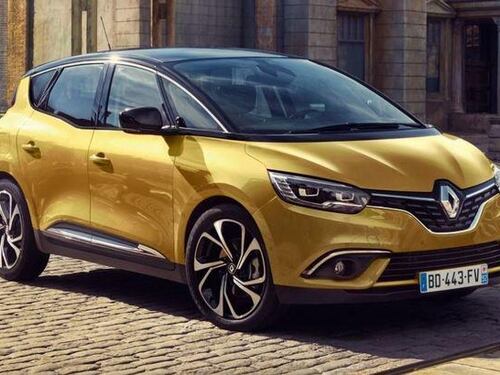 A spasso con la Renault Scenic Tce