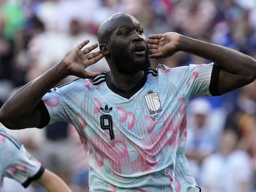 Mondiali, il Belgio travolge gli Usa dopo le polemiche. E scatta lo sfottò social