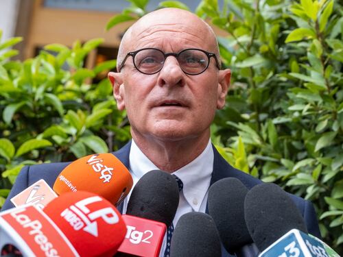Fabio Rampelli anticipa il primo atto del governo Meloni: un decreto contro il caro bollette