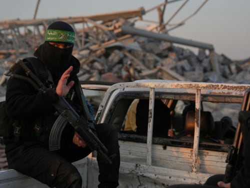 Gaza, Hamas cede l’amministrazione al Comitato nazionale. In linea col piano Trump