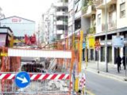 Piazza Gondar, palazzi nauseati dalla metropolitana B