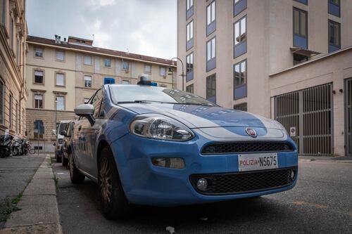 Torino fuori controllo: crescono a dismisura gli attacchi con coltello in città