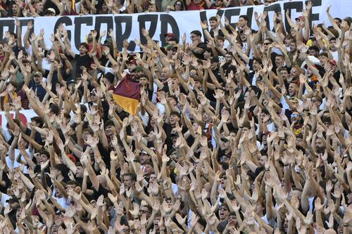 Nizza-Roma, rilasciati su cauzione sette dei tredici tifosi giallorossi arrestati in Francia