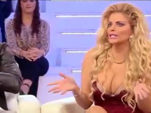 La Cipriani in lacrime per Walter Nudo. E sul sesso rivela...