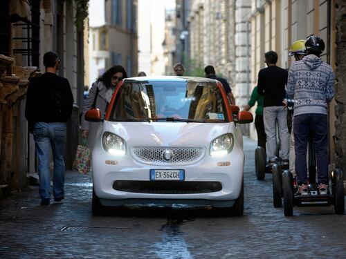 La piccola Smart ti porta a cena