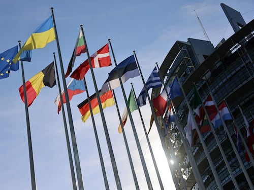 Ue, approvato il piano italiano da 23 mld per gli aiuti alle imprese