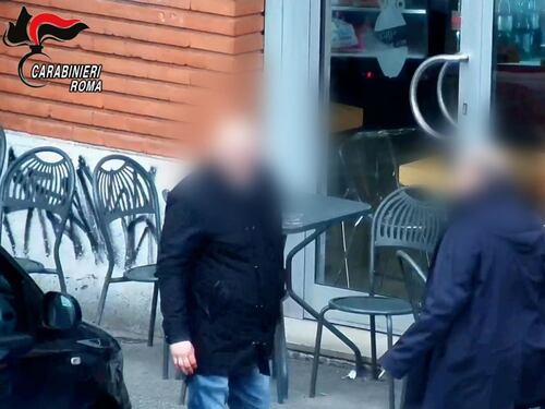 Roma, maxi blitz antidroga: in manette anche un ex banda della Magliana