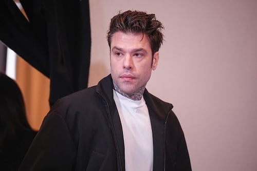 Fedez cancella il tour estivo: "Il mio corpo urla pietà"