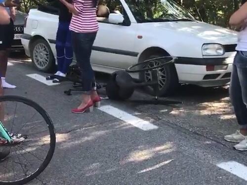 Le immagini choc dell'incidente di Zanardi. La bici completamente distrutta