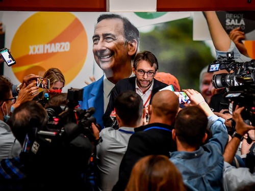 Milano, Sala stacca Bernardo e vola verso la vittoria. Già sindaco al primo turno