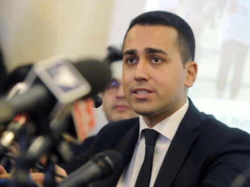M5S, Di Maio di nuovo nella bufera: "40% romeni criminali"