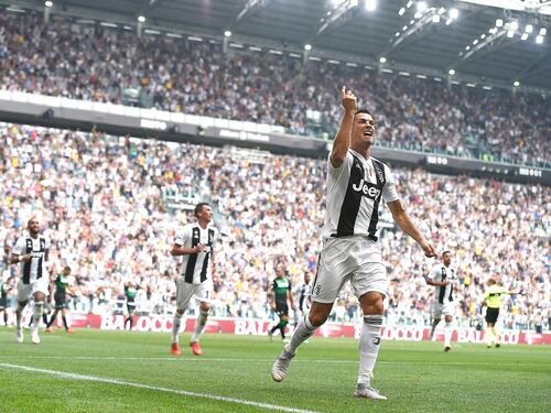 Si sblocca Ronaldo, doppietta al Sassuolo. E la Juve scappa via