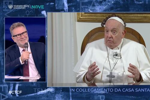 Papa Francesco e lo spot per Che Tempo Che Fa durante l’Angelus
